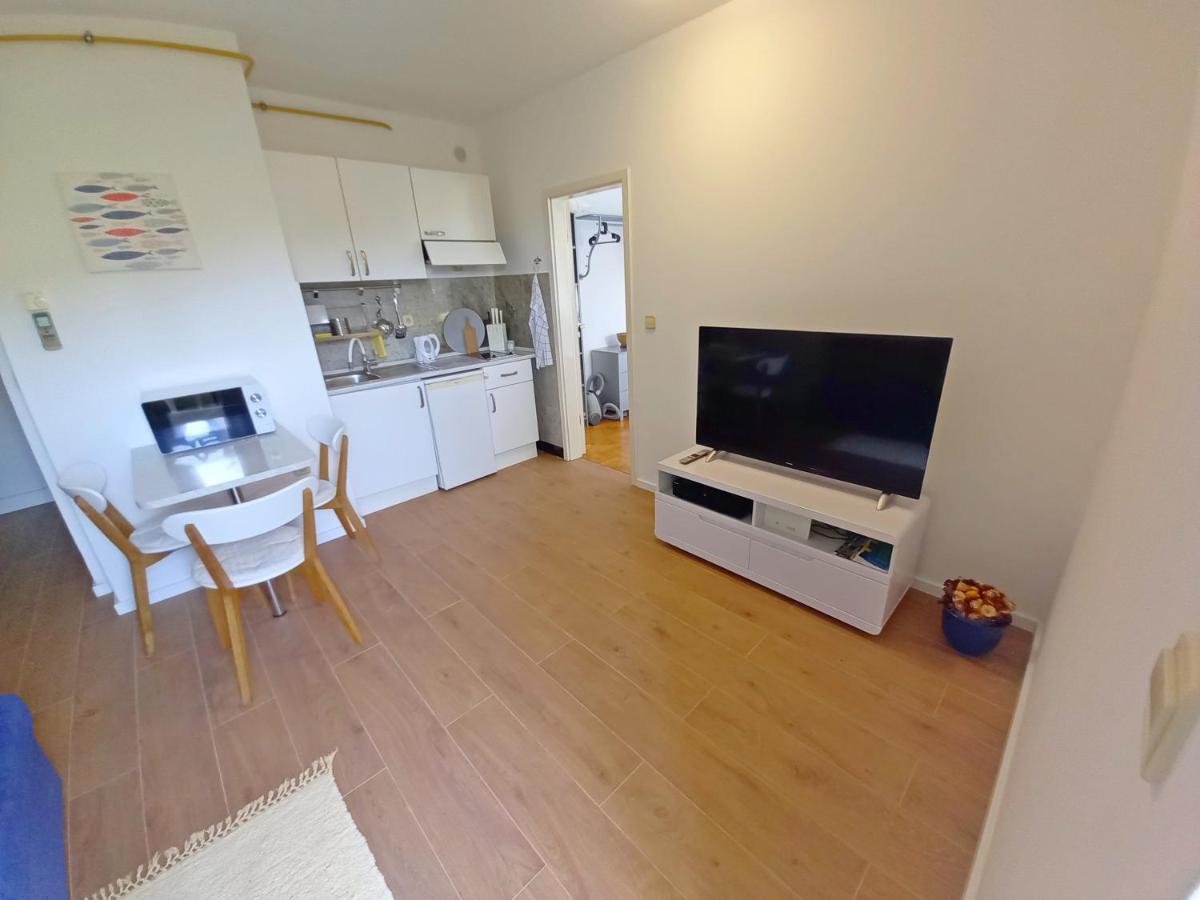 Apartment Lungomare Pula Exterior photo